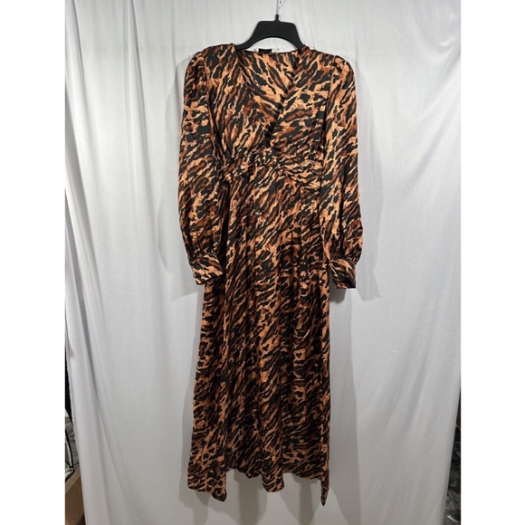NWT‎ $595 Sandro [ 40 ] Faunie Pintucked Leopard Silk Maxi Dress In Wildcat - Picture 9 of 16